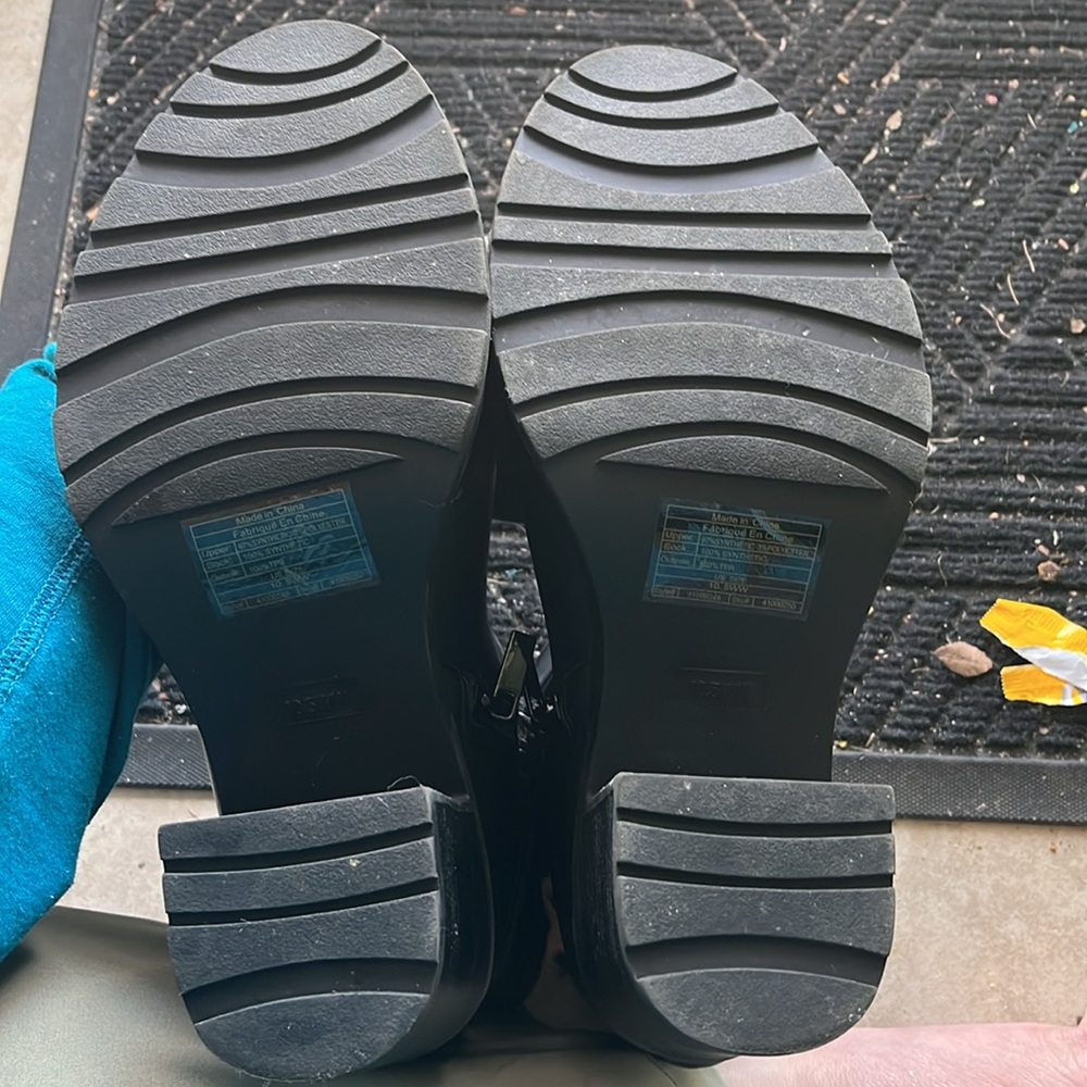 Torrid ankle black boots size 10.5ww - Picture 5 of 5